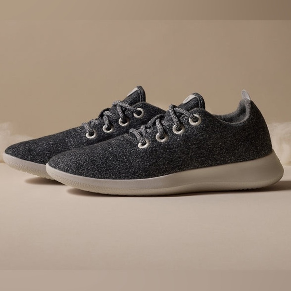 Allbirds Men's Wool Runner Shoes in Natural Grey with Light Sole size 10